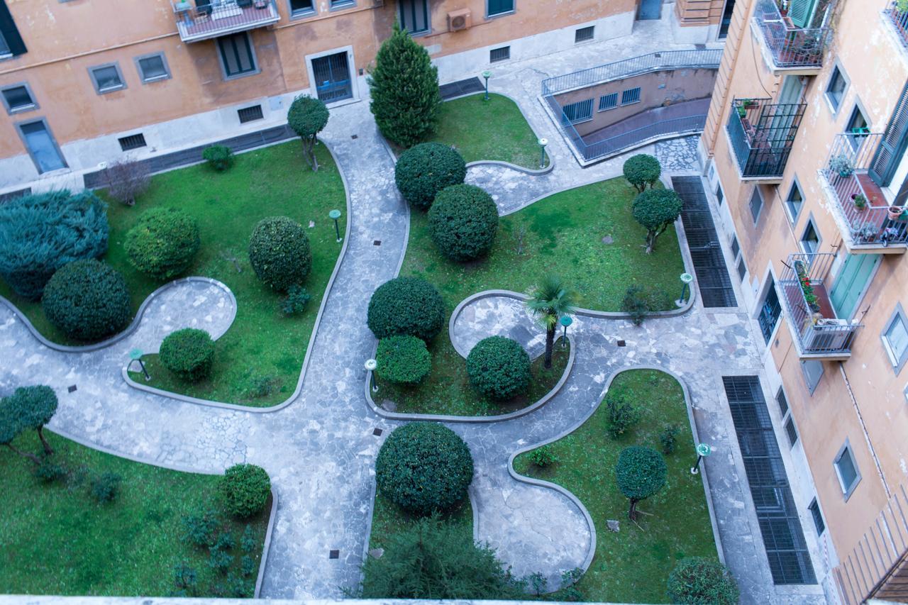 Apartment In Front Of St Peter'S Square And Vatican Museums - Mypad In Rome Buitenkant foto
